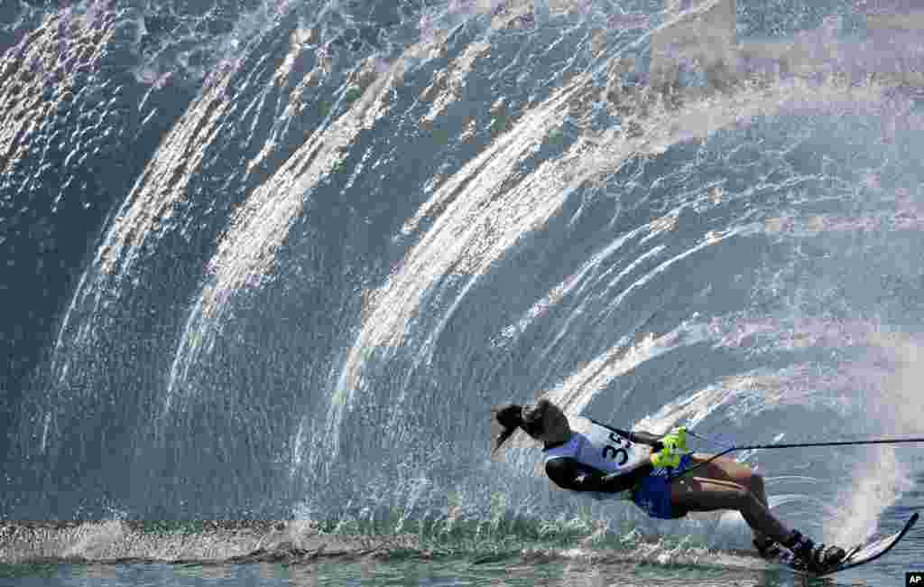 Regina Jaquess of the United States skis during the women&#39;s overall water ski competition in the Pan Am Games in Toronto, Canada, July 22, 2015.