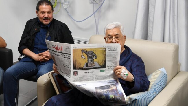 Mahmoud Abbas Presidente palestino sufre una neumonía permanece todavía hospitalizado en Ramala hospital dice que desconoce fecha de salida