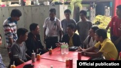 ေဆးရံုတက္ေရာက္ကုသမႈခံယူခဲ့ရသည့္ ျမန္မာပရိသတ္မ်ားအား ျမန္မာႏိုင္ငံေဘာလံုးအဖဲြ႕ခ်ဳပ္မွ လာေရာက္ ႏွစ္သိမ့္(Myanmar Football Federation)