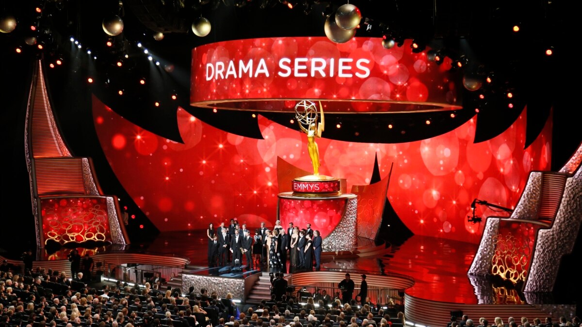 'Game of Thrones' Breaks Emmy Award Record