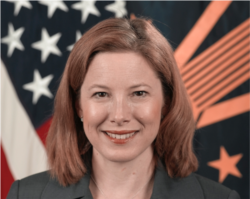 前美国国防部负责军控事物的副助理部长瑞贝卡·赫兹曼(Rebecca Hersman)