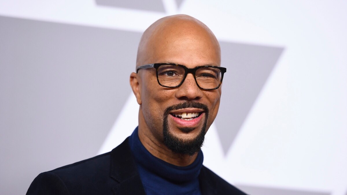 Rapper Common Goes Back To School To Help Teachers