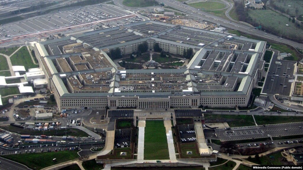 资料：2008年1月从飞机上俯拍的五角大楼是美国国防部总部。(照片来源:维基百科)(photo:VOA)