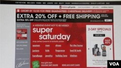 E-Commerce Challenges Traditional Stores