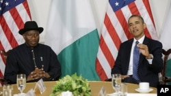 President Barack Obama meets with Nigerian President Goodluck Jonathan in New York, Sept. 23, 2013.