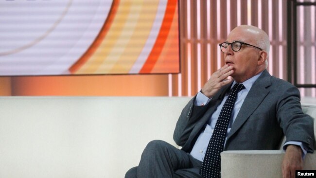 Autori i librit, Michael Wolff