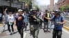 委内瑞拉首都枪声响起 瓜伊多号召军队推翻马杜罗 