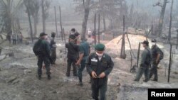 کیمپ میں آتشزدگی کے بعد کا منظر