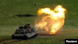 Xe tăng M1A2 "Abrams" của Mỹ tập trận chung với nước Georgia hồi tháng 5/2016 (ảnh tư liệu). 