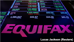 Las acciones de Equifax cerraron un 1,5 por ciento a la baja en 108,81 dólares, el jueves.