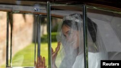 Crowds Gather for Royal Wedding