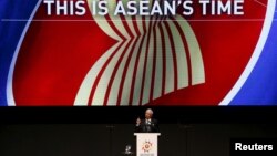 Malaysia's Prime Minister Najib Razak speaks during the opening ceremony of the 26th ASEAN Summit in Kuala Lumpur, Malaysia, April 27, 2015. 