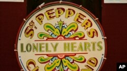On July 10, 2008 at Christie's in London, the drum featured on the cover of the famous Beatles' Sgt. Peppers Lonely Hearts Club Band album sold for $890,000.