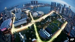 Foto udara stadion grand prix Formula-1 di Singapura (foto: dok). Interpol menangkap 14 tersangka pengatur skor pertandingan olahraga di Singapura. 