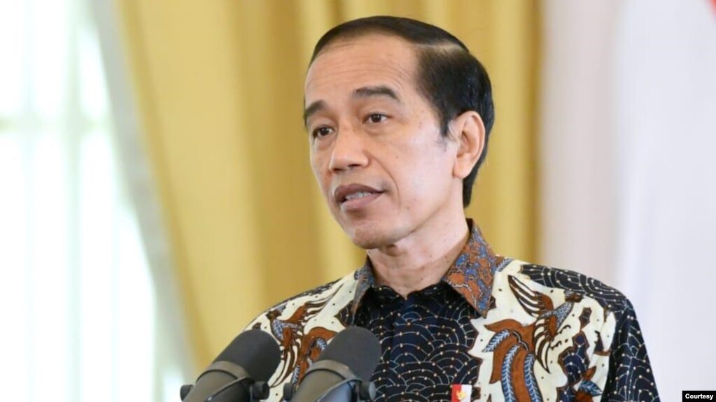 Presiden Jokowi di Istana Bogor, Jumat (15/1) mengakui perekonomian Indonesia masih dilanda krisis (biro Setpres).