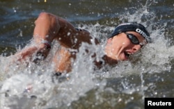 Rob Muffels of Germany competes in the men's 5km open water race at the Aquatics World Championships in Kazan, Russia, July 25, 2015.