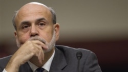 El presidente de la FED, Ben Bernanke, dijo que le sigue preocupando cuándo la economía de EE.UU. cobrará impulso.