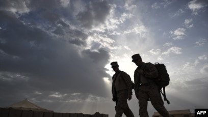 阿富汗政治危机加深之际美国开始减少驻军