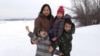 Warga Indonesia, Dewi Loges, bersama ketiga anaknya di Anchorage, Alaska (dok: Dewi Loges)