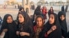 به مهاجرین افغان مقیم ایران تذکرۀ الکترونیک و پاسپورت توزیع می‌شود