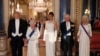 Predsednik Tramp na državnoj večeri sa kraljicom Elizabetom 