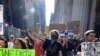 امریکی اخبارات سے: امریکی شہروں میں دولت کے ارتکاز کے خلاف مظاہرے