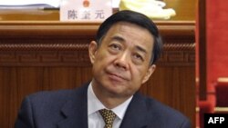 2012年3月5日原重庆市市长薄熙来出席在人民大会堂全国人大开幕式上