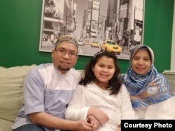 Ketua IMSA Sister, Noviyanti Kurniasari bersama keluarga di New Jersey (dok: IMSA Sister)