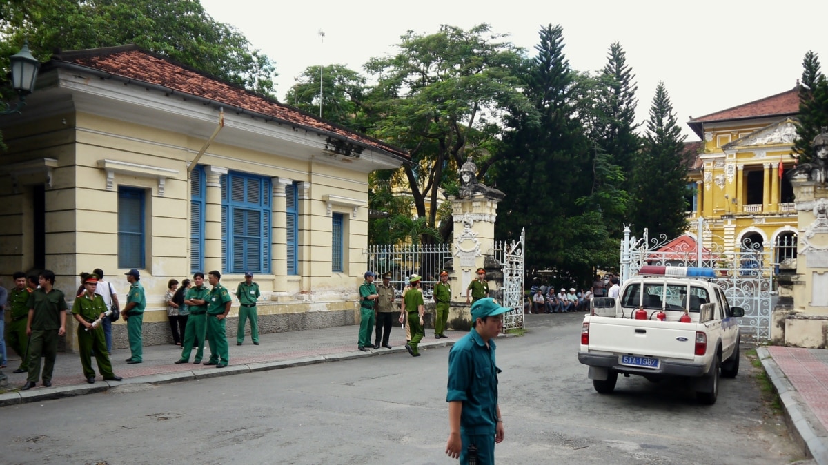 Qua Thể Qua đang Qua Chừng Rồi Gi Nữa