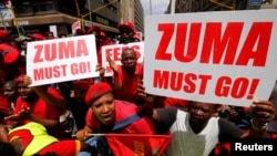 Protestors call for the removal of President Jacob Zuma outside court in Pretoria, Nov. 2, 2016. 