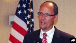 Tom Pérez, hijo de inmigrantes dominicanos, fue confirmado como nuevo Secretario de Trabajo.