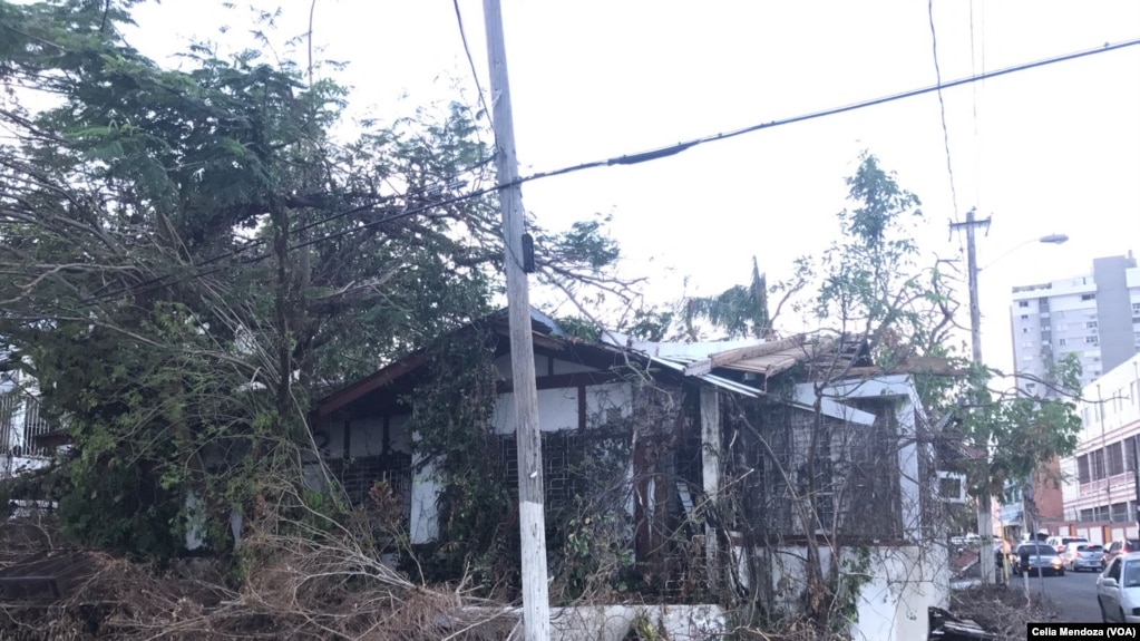 Puerto Rico khi bị bão Maria tàn phá.