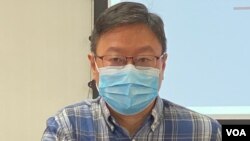 公民黨前立法會議員、浸會大學政治及國際關係學系副教授陳家洛表示，”未審先囚”對民主派初選47人案，被還柙接近一年的被告極之不公平 （美國之音湯惠芸）