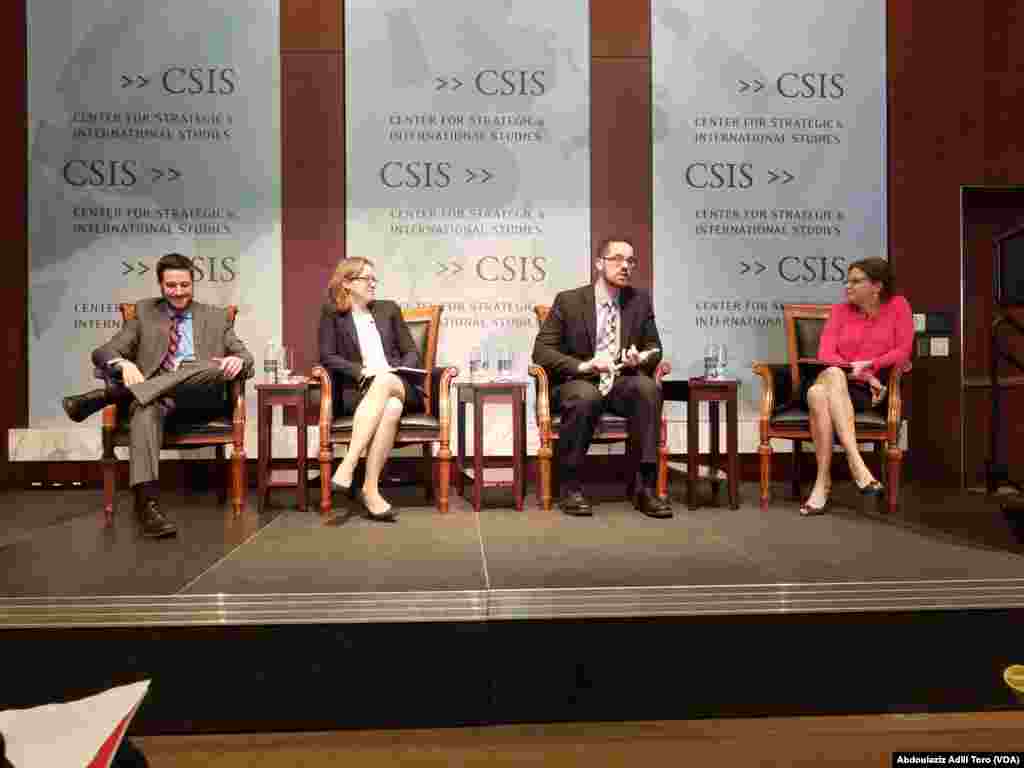 Taron Zaman Tattaunawa Da Marubucin Littafi Mai Suna (Boko Haram: The History Of African Jihadist Movement) Dr. Alexander Thurston. Wanda Akayi a Cibiyar Tsara Dubaru Kan Harkokin Tsaro Na Kasa Da Kasa Wato CSIS A Takaice, Wanda Aka Gudanar A Washington DC A Ranar 14 Ga Watan Fabrairu. Wanda Ya Sami Halartar Daraktar CSIS A Shirin Afirka Jennifer G. Cooke Da BAbbar Jami’ar CSIS A Bangare Tsaro Na Kasa Da Kasa Alice Hunt Friend.