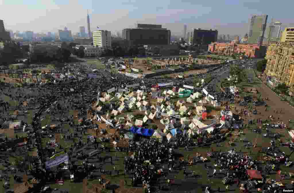 Protesters in Tahrir Square in Cairo, Egypt, November 30, 2012.