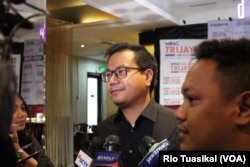 Rabin Hattari dari Tim Kampanye Nasional Jokowi-Ma'ruf mengatakan penangkapan Romy tidak berpengaruh terhadap elektabilitas Jokowi. Timnya tetap bekerja di bawah Ketua Erick Thohir, 16 Maret 2019. (Foto: Rio Tuasikal/VOA)