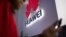Biểu tượng của Huawei tại một cửa hàng ở Bắc Kinh- Uganda và Zambia ngày 16/8/2019 bác bỏ tin là Huawei giúp họ do thám các đối thủ chính trị.