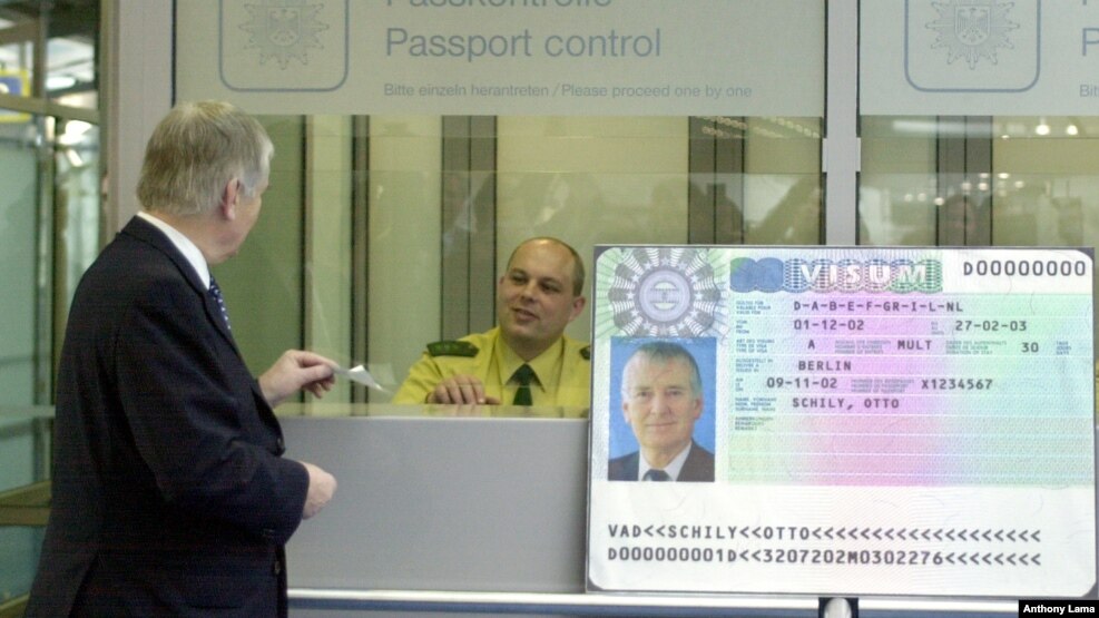 DD765C97-86C9-48C3-817A-24C2B5BD7A71_cx0