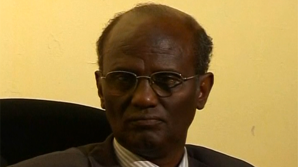 professor madya in english