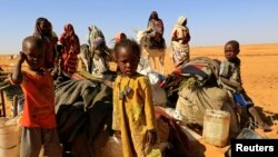 蘇丹數以千計流離失所的民眾