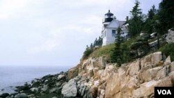 Bass Harbor Head lighthouse, built in 1858, on Maine’s rocky coast. (Carol M. Highsmith)