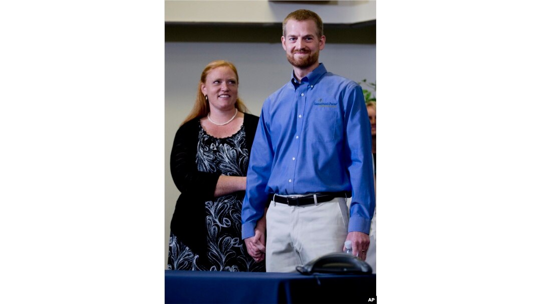 Dr. Kent Brantly, el donante.