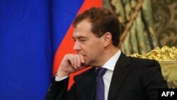 Medvedev Yaponiyanın etirazını sərt tonda cavablandırıb