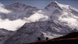 Núi Everest cao nhất thế giới