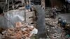 中國地震重型設備進入災區