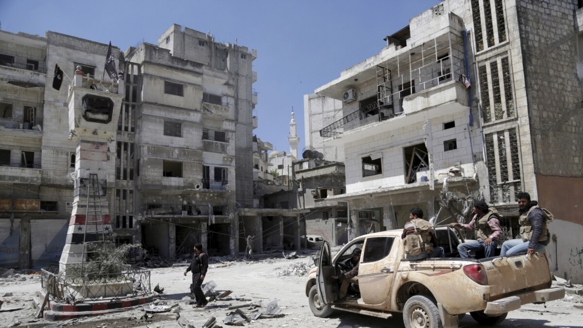 Monitor: Syrian Jets Attack Key Idlib City Seized By Insurgents