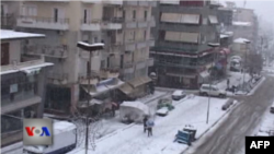 Moti i ftohtë me borë përfshin Shqipërinë jugore