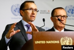 United Nations Special Adviser on Cyprus Espen Barth Eide, left, and U.N. Under-Secretary-General for Political Affairs Jeffrey Feltman attend a news conference at the peace talks on divided Cyprus in the alpine resort of Crans-Montana, Switzerland, June 28, 2017.