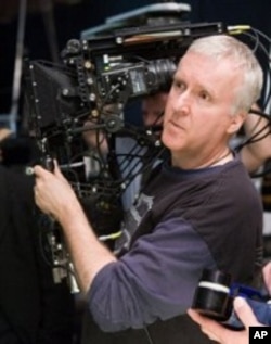 Director James Cameron on the set of the movie