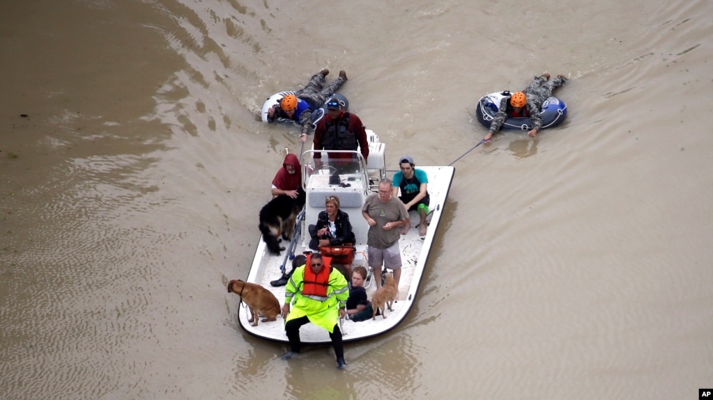 SHBA: Harvey drejt Luizianës